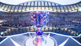 场馆预览：总决赛场馆内部照片曝光，科技感十足。